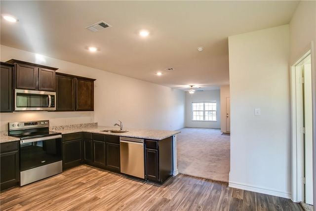 19024 Quiet Range DR, Elgin, TX 78621