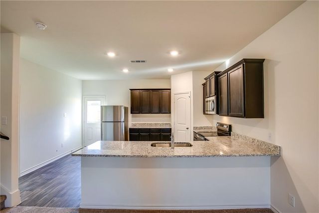 19024 Quiet Range DR, Elgin, TX 78621