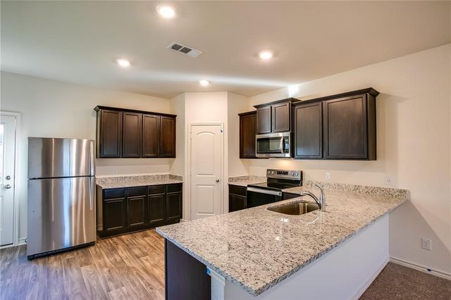 19024 Quiet Range DR, Elgin, TX 78621