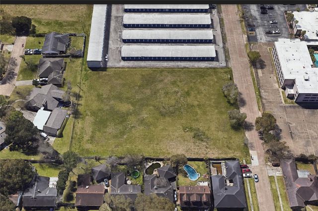 8905 Hinman Street, Houston, TX 77061