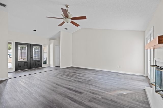 3508 Kings Rd S, St Augustine, FL 32086