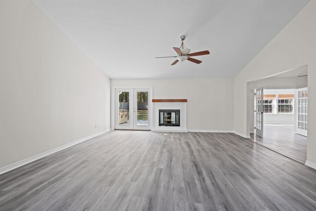 3508 Kings Rd S, St Augustine, FL 32086