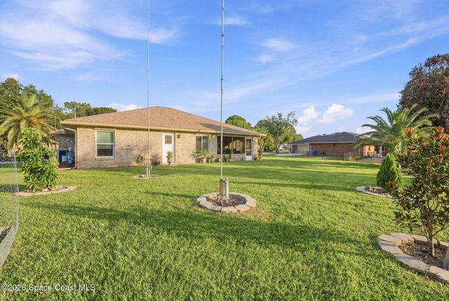 120 Nesbitt Street NE, Palm Bay, FL 32907