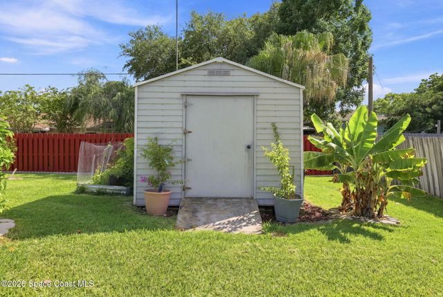 120 Nesbitt Street NE, Palm Bay, FL 32907