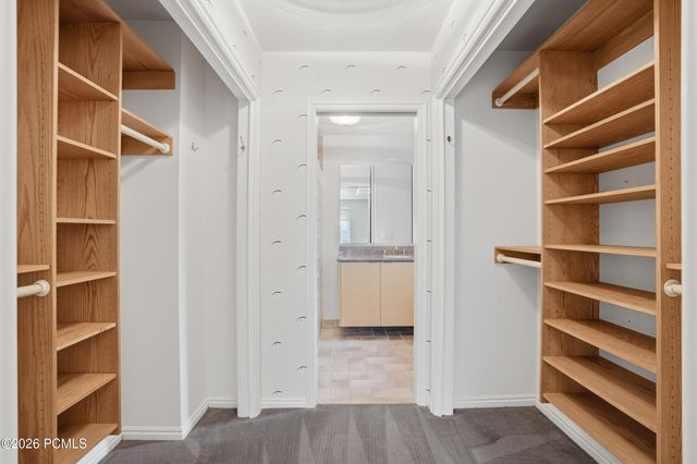 10 La Montagne Lane, Sandy, UT 84092