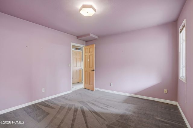 10 La Montagne Lane, Sandy, UT 84092