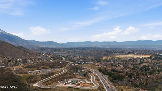 10 La Montagne Lane, Sandy, UT 84092