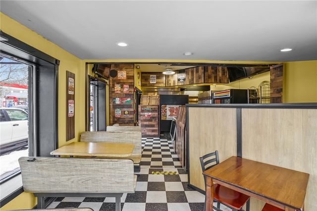 68 Taunton Avenue, East Providence, RI 02914