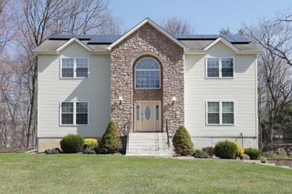3 Polo Court, Suffern, NY 10901
