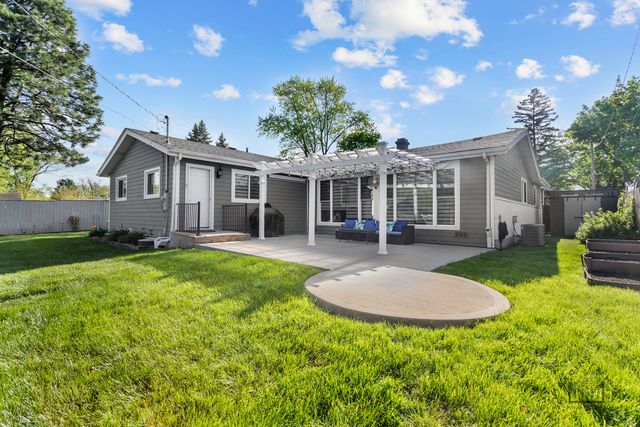 575 Olive Street, Hoffman Estates, IL 60169