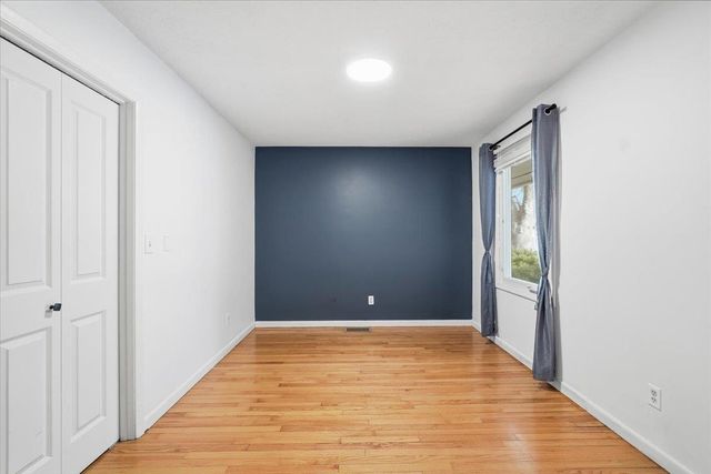 102 Juniper Ridge, Shelburne, VT 05403