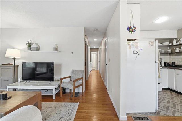 102 Juniper Ridge, Shelburne, VT 05403