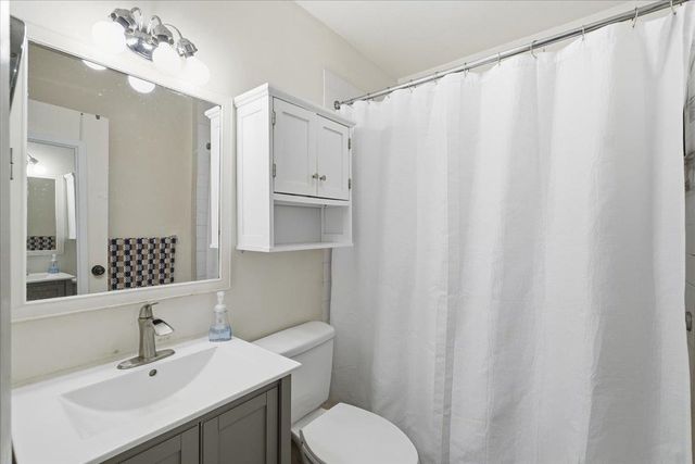 102 Juniper Ridge, Shelburne, VT 05403