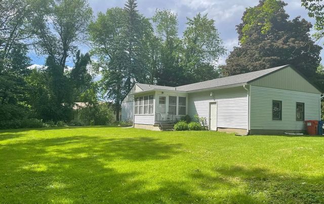 102 Juniper Ridge, Shelburne, VT 05403