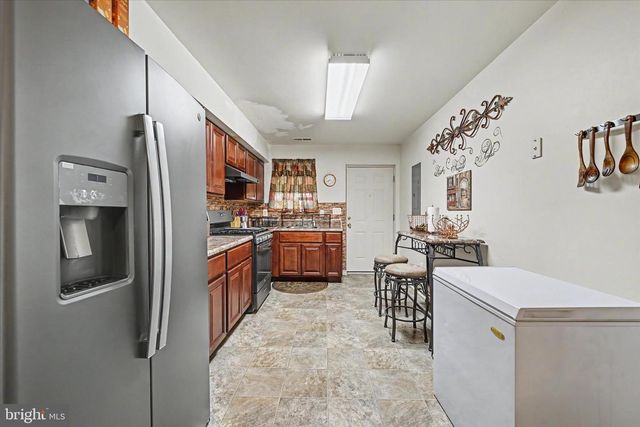 1432 N MOUNT ST, Baltimore, MD 21217