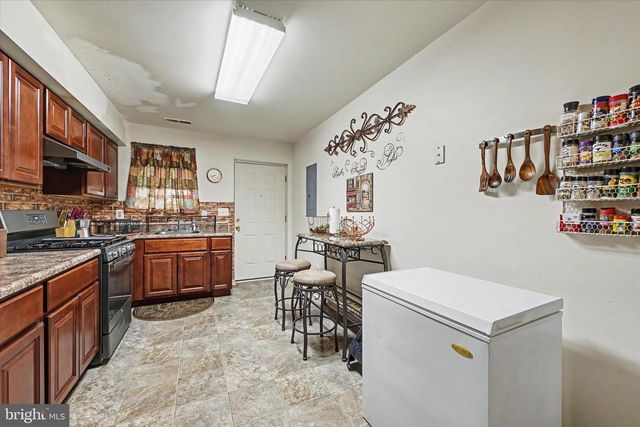 1432 N MOUNT ST, Baltimore, MD 21217