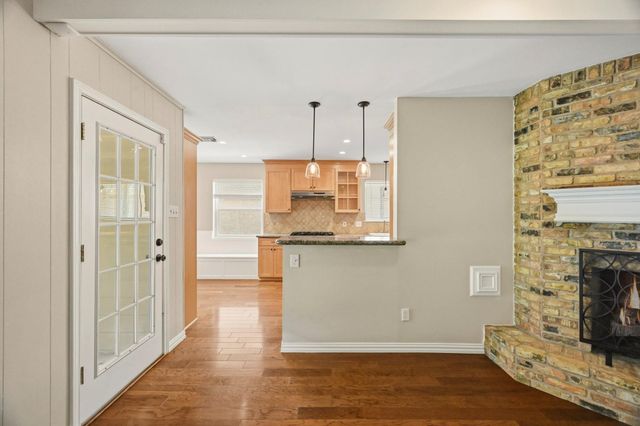 6131 Yarwell Drive, Houston, TX 77096