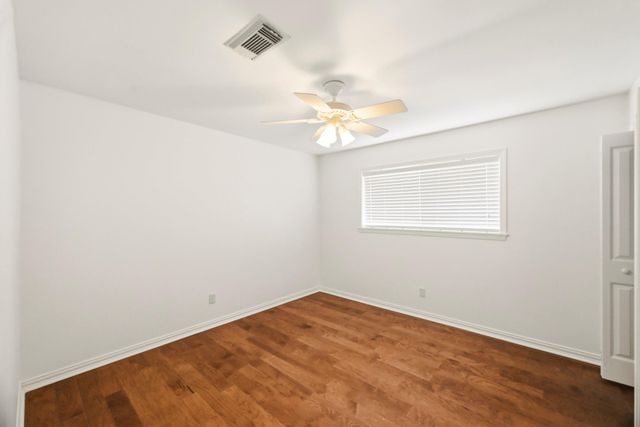 6131 Yarwell Drive, Houston, TX 77096