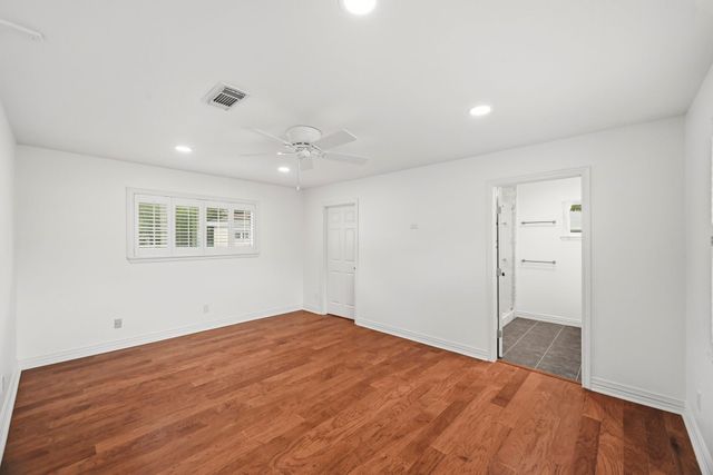 6131 Yarwell Drive, Houston, TX 77096