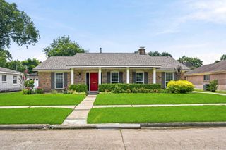 6131 Yarwell Drive, Houston, TX 77096