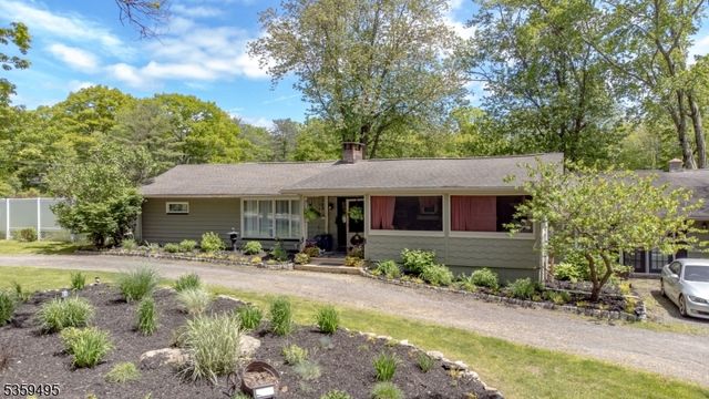 76 Glen Rd, Wantage Twp., NJ 07461