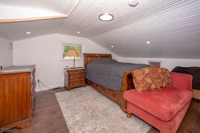 76 Glen Rd, Wantage Twp., NJ 07461