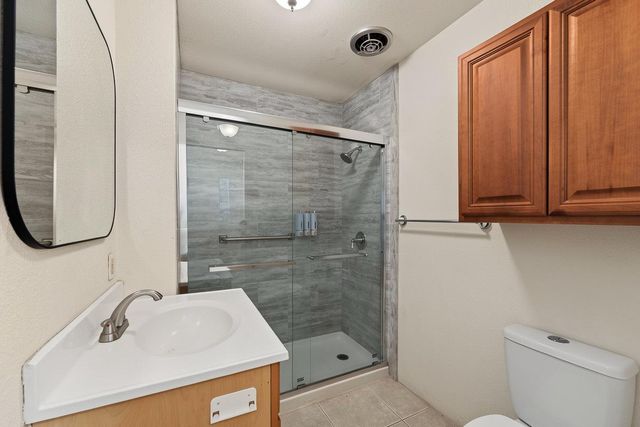 324 Wilson Ave, Modesto, CA 95354