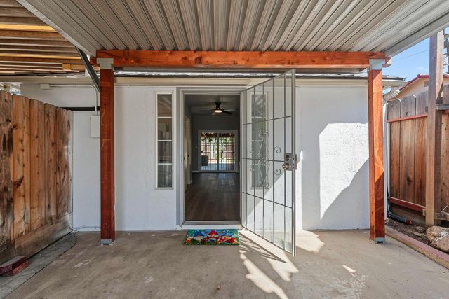 324 Wilson Ave, Modesto, CA 95354