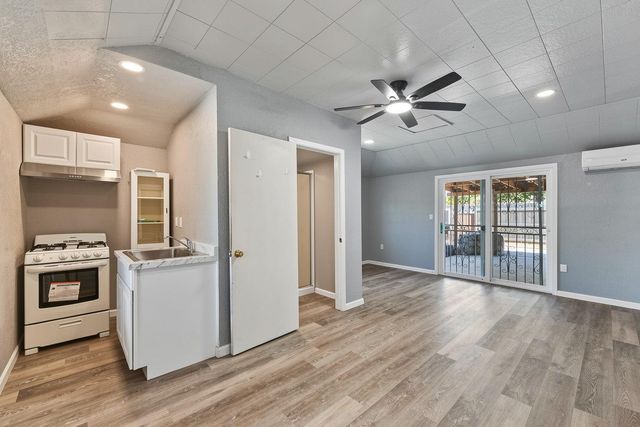 324 Wilson Ave, Modesto, CA 95354