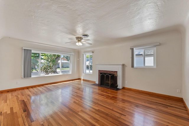 324 Wilson Ave, Modesto, CA 95354