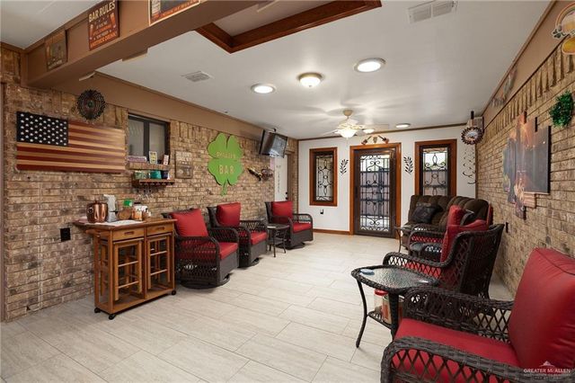 2421 Robin Avenue, Mcallen, TX 78504