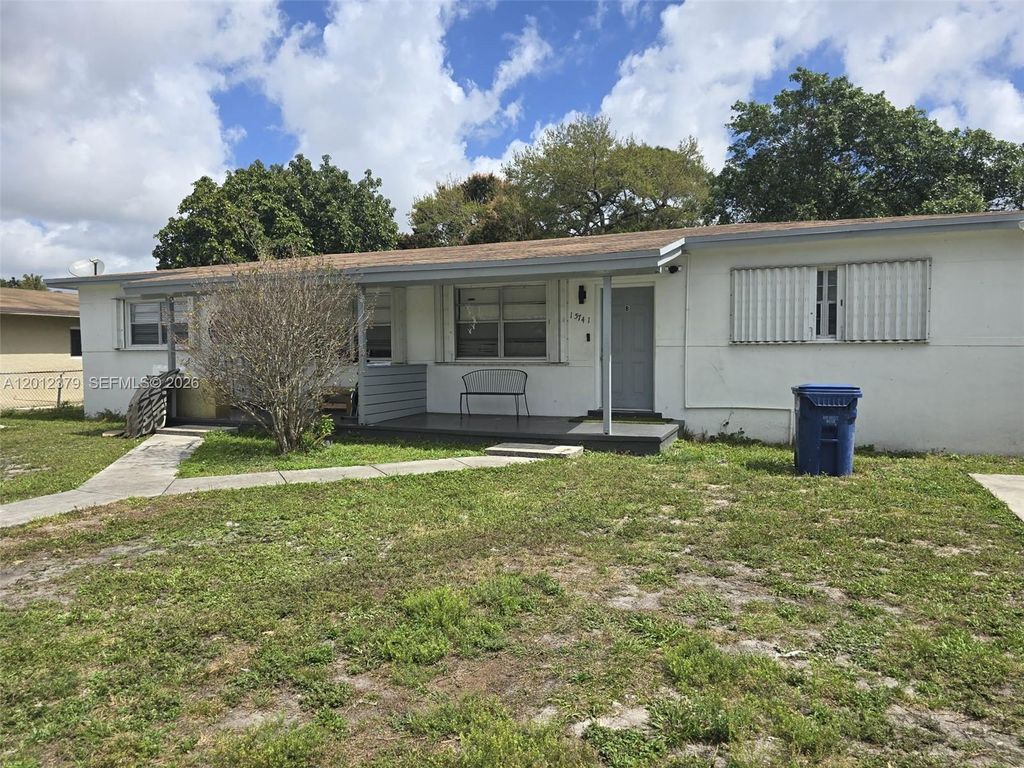15741 NW 38th Pl 2, Miami Gardens, FL 33054