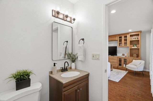 1554 Queenstown Court, Sunnyvale, CA 94087