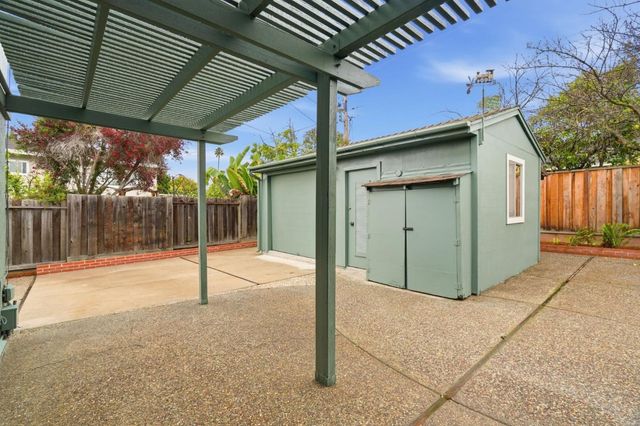 1554 Queenstown Court, Sunnyvale, CA 94087