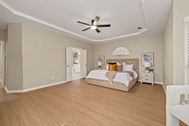 5272 W Cove Way, Grand Prairie, TX 75052