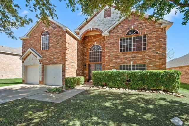 5272 W Cove Way, Grand Prairie, TX 75052
