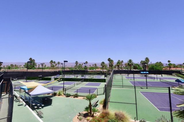 73850 Fairway Drive 190, Palm Desert, CA 92260