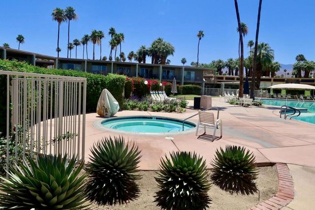 73850 Fairway Drive 190, Palm Desert, CA 92260
