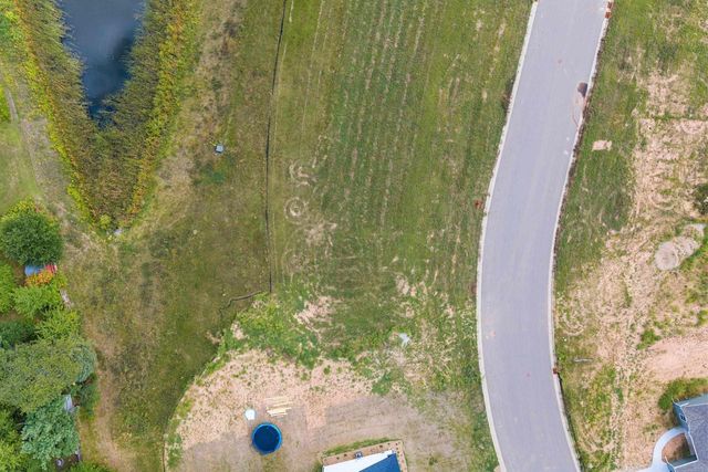 1824 SOUTHLAND LANE, New London, WI 54961