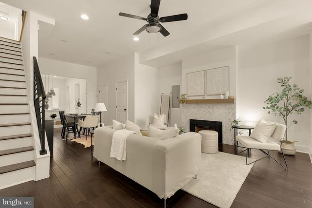 1027 7TH ST NE, Washington, DC 20002