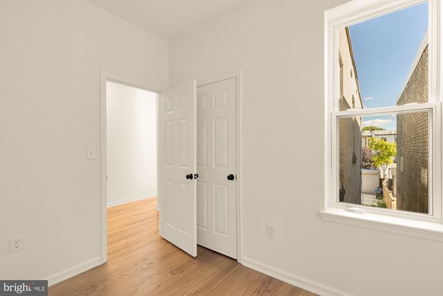 1027 7TH ST NE, Washington, DC 20002