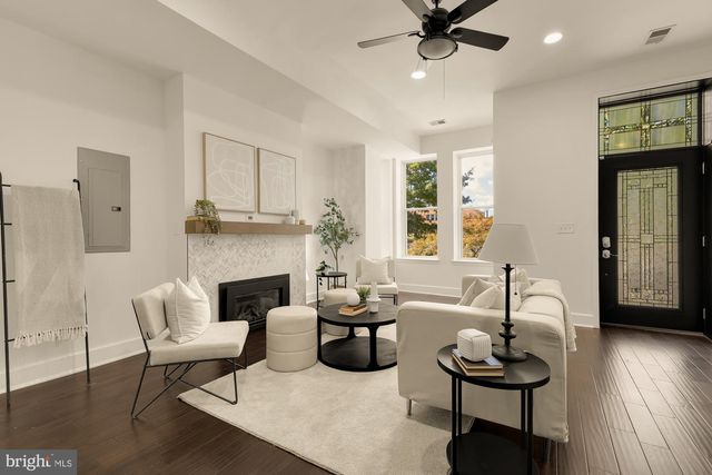 1027 7TH ST NE, Washington, DC 20002