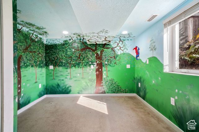 2259 W 1800 N, Clinton, UT 84015