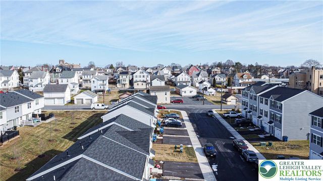 2118 Cross Country Road, Northampton Boro, PA 18067