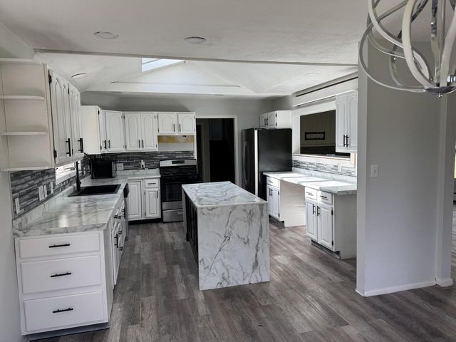 114 W Mequon ROAD, Mequon, WI 53092