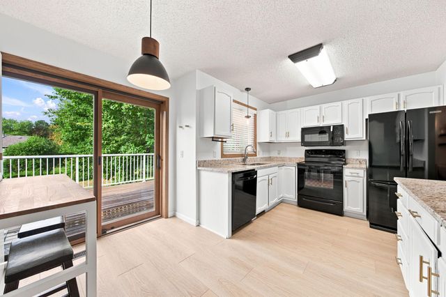 840 Northview Park Road, Eagan, MN 55123