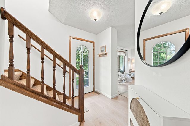 840 Northview Park Road, Eagan, MN 55123