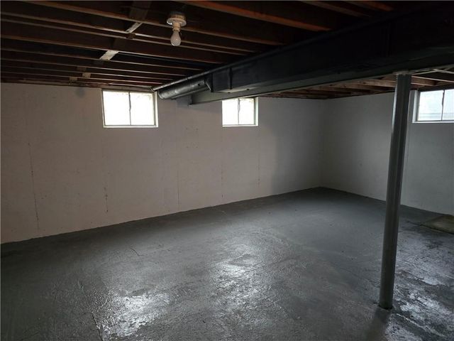 212 W Cambridge Road, Belton, MO 64012