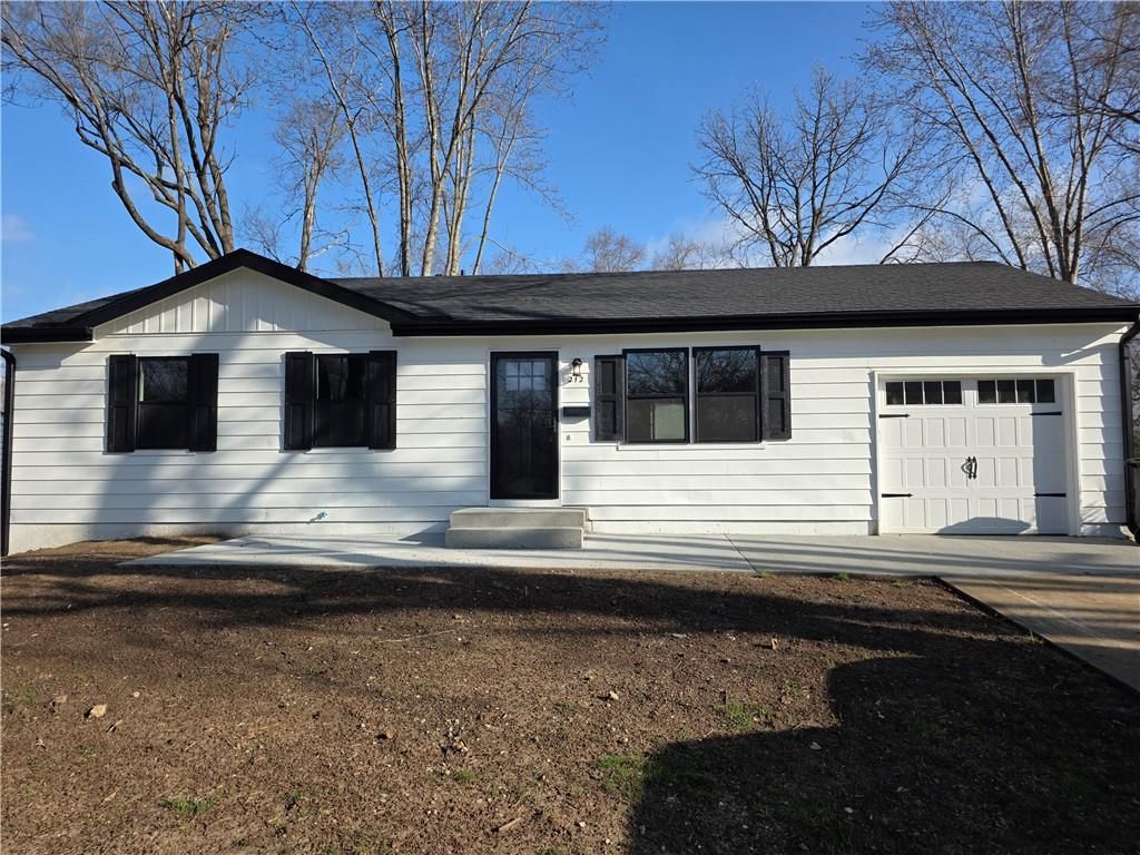 212 W Cambridge Road, Belton, MO 64012