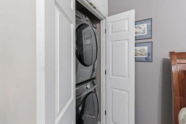 5720 Quince Rd Apt 3, Memphis, TN 38119